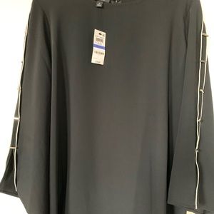 Black Alfani blouse w metal sleeve embellishments